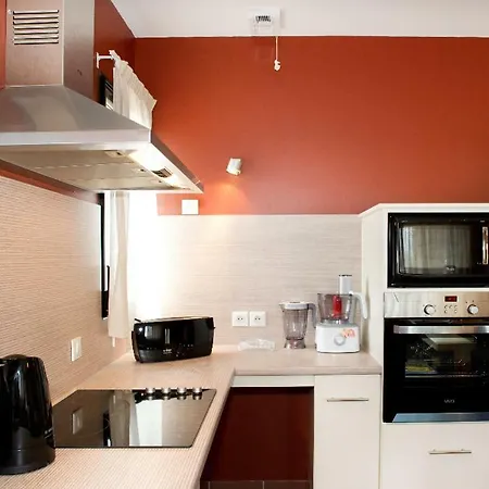 Les Hauts Du Gevaudan Semesterpark Montrodat