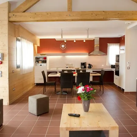 Les Hauts Du Gevaudan 3* Montrodat