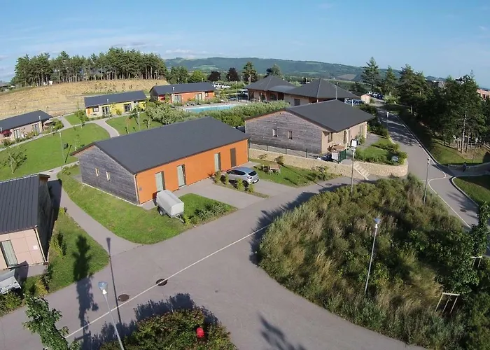 Les Hauts Du Gevaudan Aldeamento Turístico Montrodat