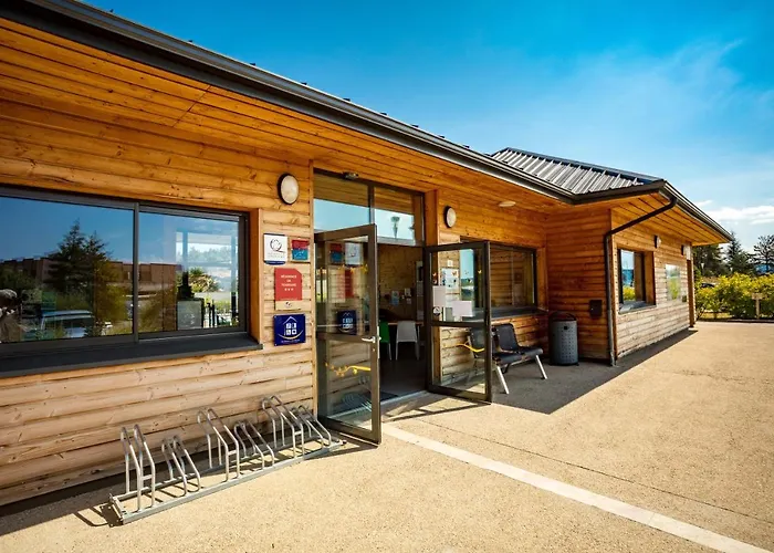 Les Hauts Du Gevaudan Aldeamento Turístico